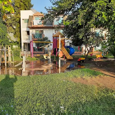 Hotel Omorfi Garden